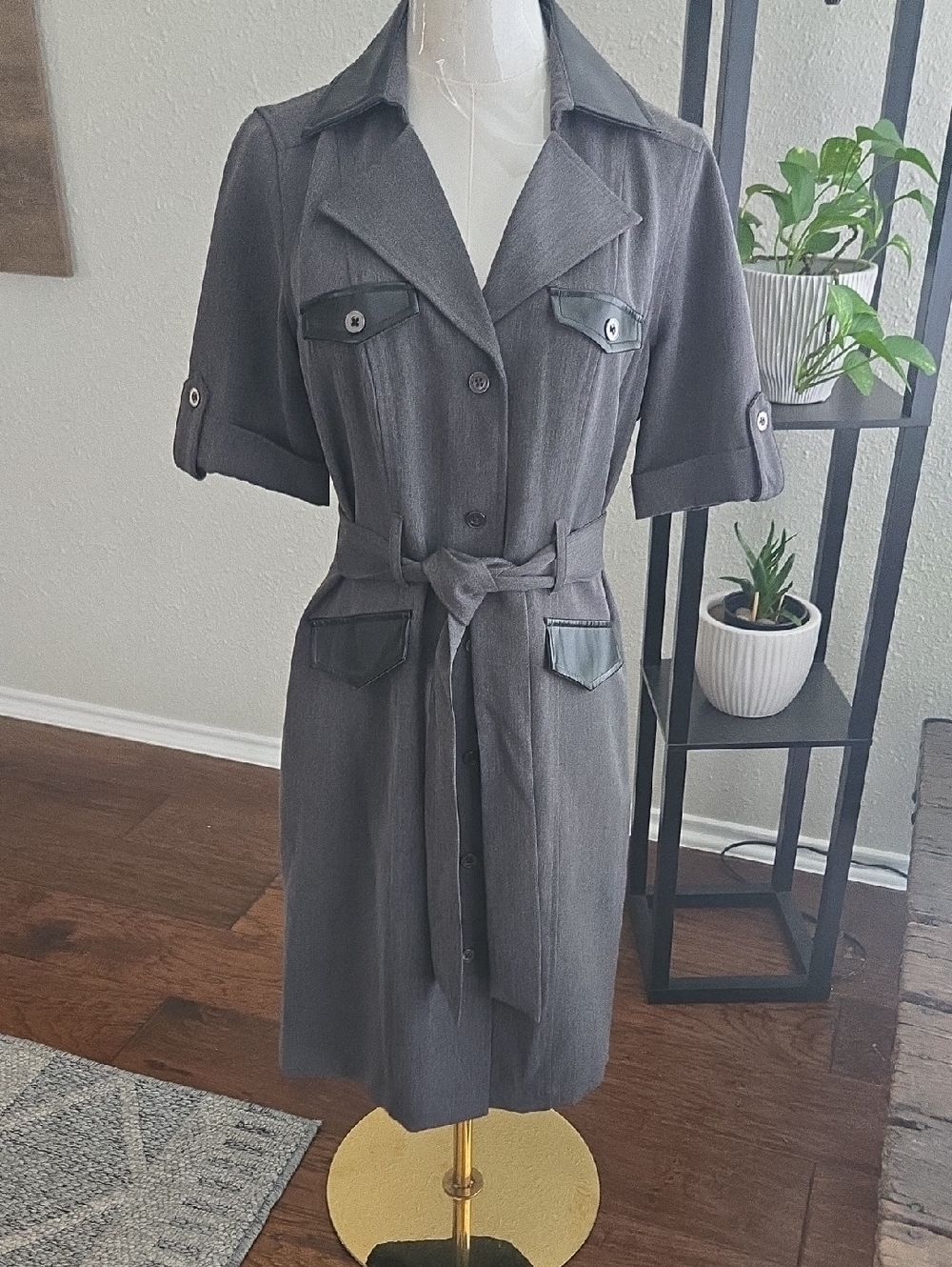 Sharagano Gray Short-Sleeve Belted Trench Dress Coat With Faux Leather Accents